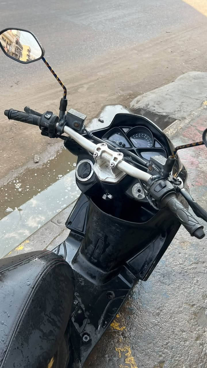 السلام عليكم ماجسته للبيع 
بيها شغلات رياضي ستيرن و بك لايت و دبل خلفي 
مكاني بغداد الحريه 
***********
 السعر 900  الف
