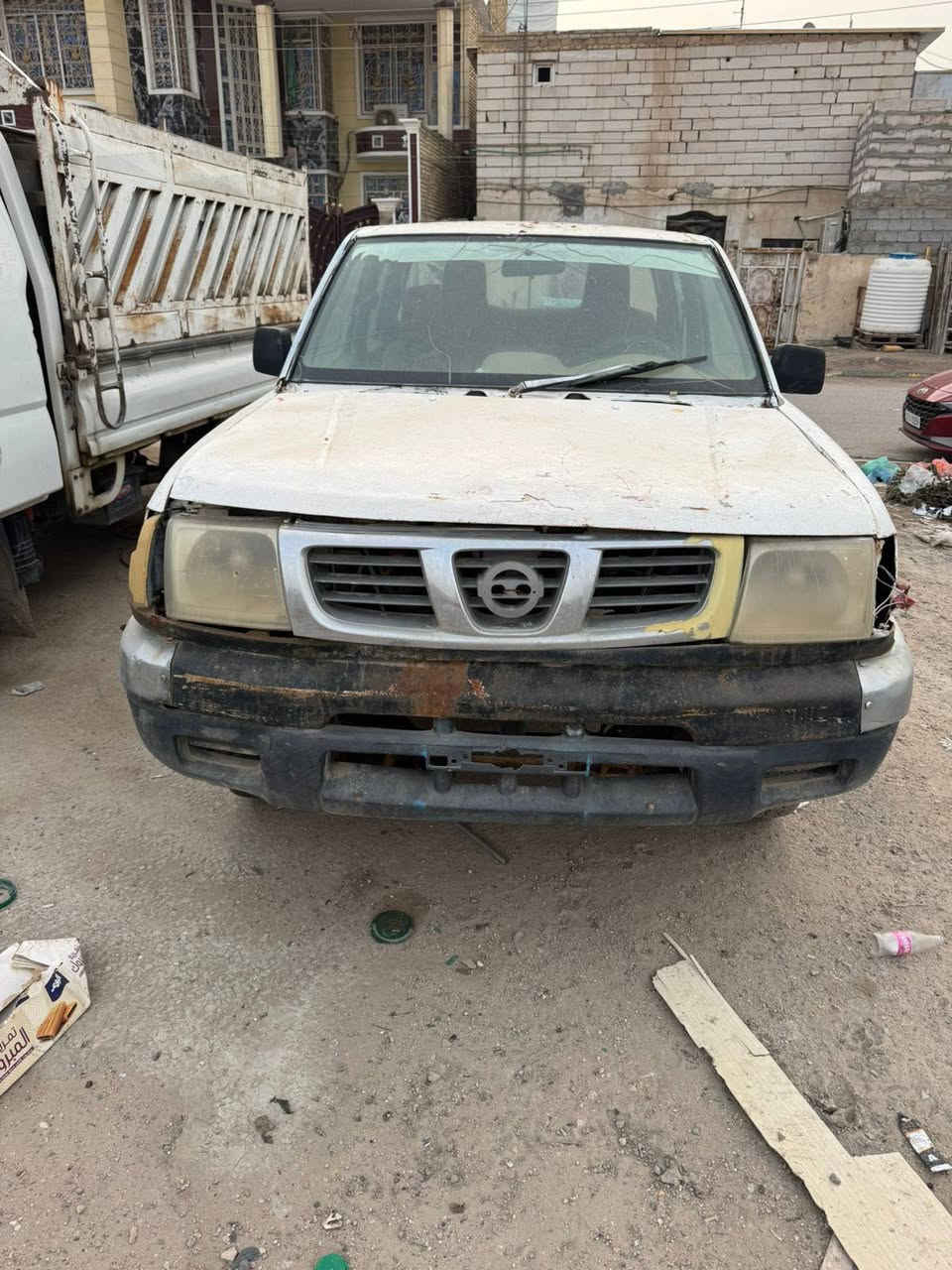 السلام عليكم
نيسان موديل 2002 مال مزاد الداخلية محافظة ذي قار الناصريه 
مكينه كايمه وكيرها مابيه شي لي تفيده يخابر ‏‪***********‬‏
سعر 25 وبيها مجال
