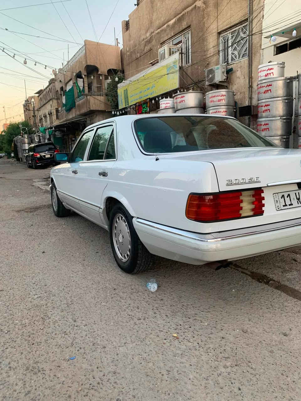السلام عليكم مارسيدس 300seللبيع موديل 1990
رقم بغداد قواعد دبل بلاد مكينه سته عنكبوت تبريد شغال داخل حبري مخمل كراسي كهرباء بدون فتحه بدون حادث 
مكان بغداد ساحه عدن ***********
