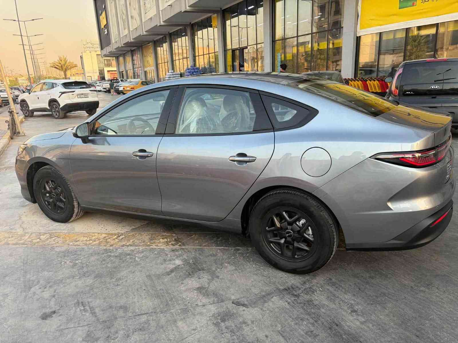 BYD Seal 05
سيل فايف 2025 لون مميز رقم بغداد كفاله عامه ماشيه 10 كيلو فقط مواصفات السيل المعروفه 
رقم بغداد تحويل ثاني يوم 
داخل ابيض 
شاشه كبيره 
كامله السياره وبعدها على وضع الشركة 
مكانها بغداد 
السعر 20 مليون و700 الف وبيها مجال 
*********** موجود واتساب واتصال
