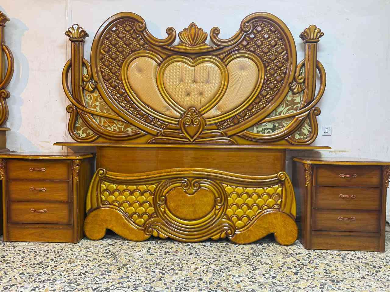 السلام عليكم 
غرفه صاج عࢪاقي مستخدام 
غرفه6 /ابواب 📌
السعر 750 
نضافه 90 /💯 
معا نقل فقط داخل بغداد 
واتساب ***********
