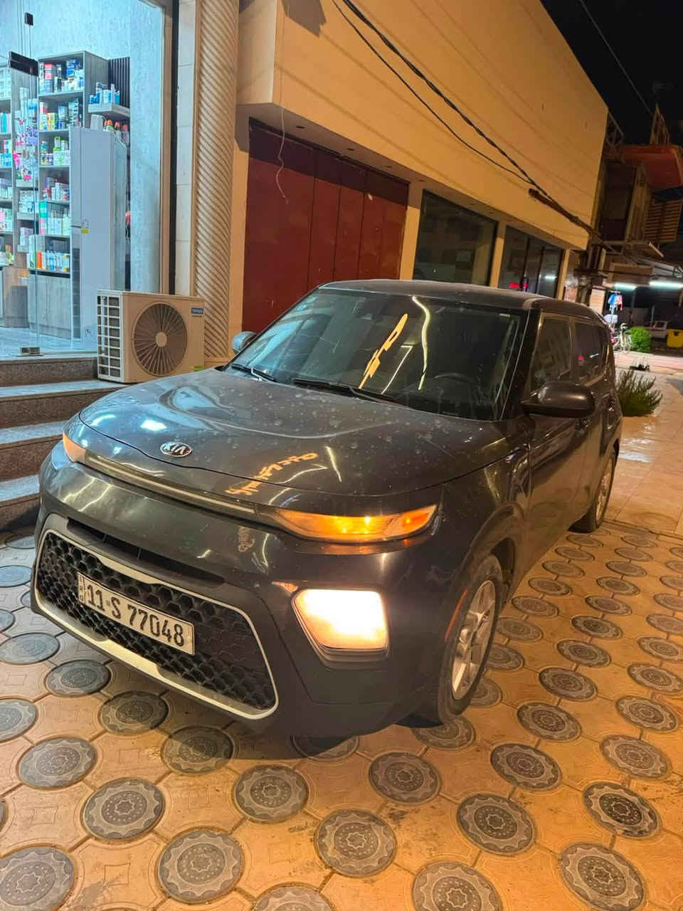 صول موديل 23 ماشيه 70 الف ميل رقم بغداد الدولي سونارها مرفق بالصور شاصي ولغود مكفوله معروضه ب 110 وبيها مجال قليل مكانها بابل ***********
