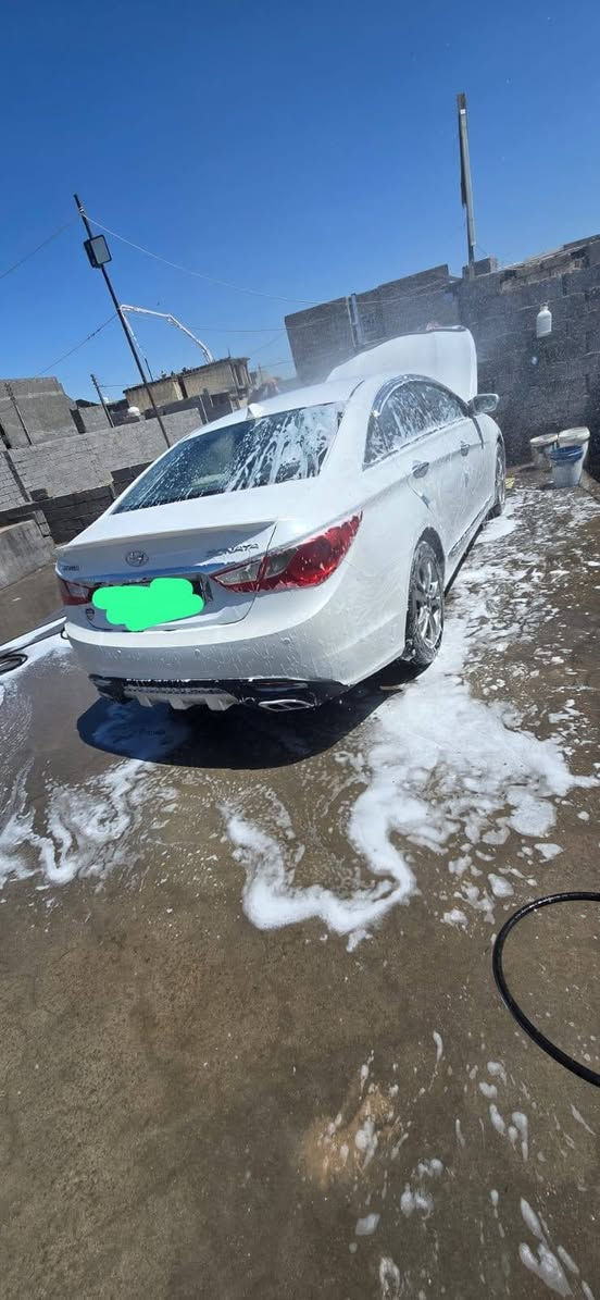 السلام عليكم سوناتا خليجي موديل ٢٠١١ بغداد مكينه ٢٤٠٠ سياره جاهزه هزه ورقم جدد ماشاء الله بالحقيقه احلى من الصور وبالخير على الياخذها سعرها ١١٠ السونار مع الصور
***********
