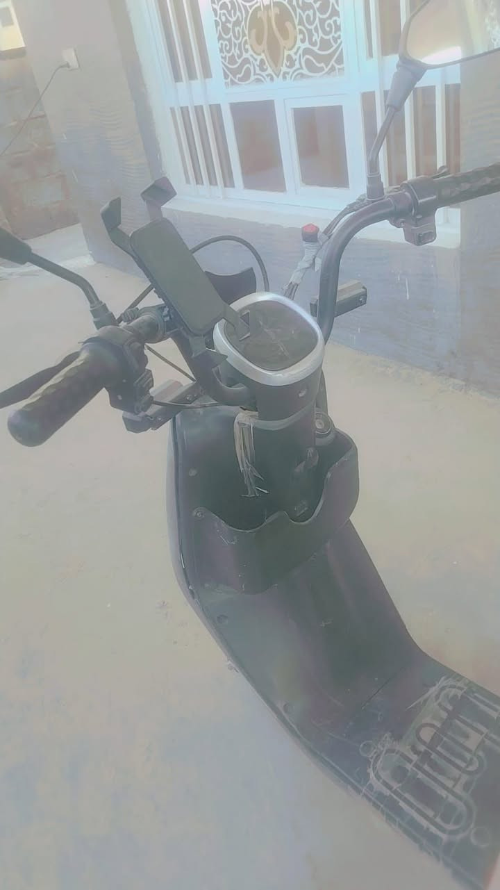 دراجة شحن حجم 14 نظيفه بطاريات جدد
سعر ها 225 وبيها مجال
***********
احمد الجبوري 
بغداد منطقة المشاهدة 
 جامع المشاهدة الكبير
