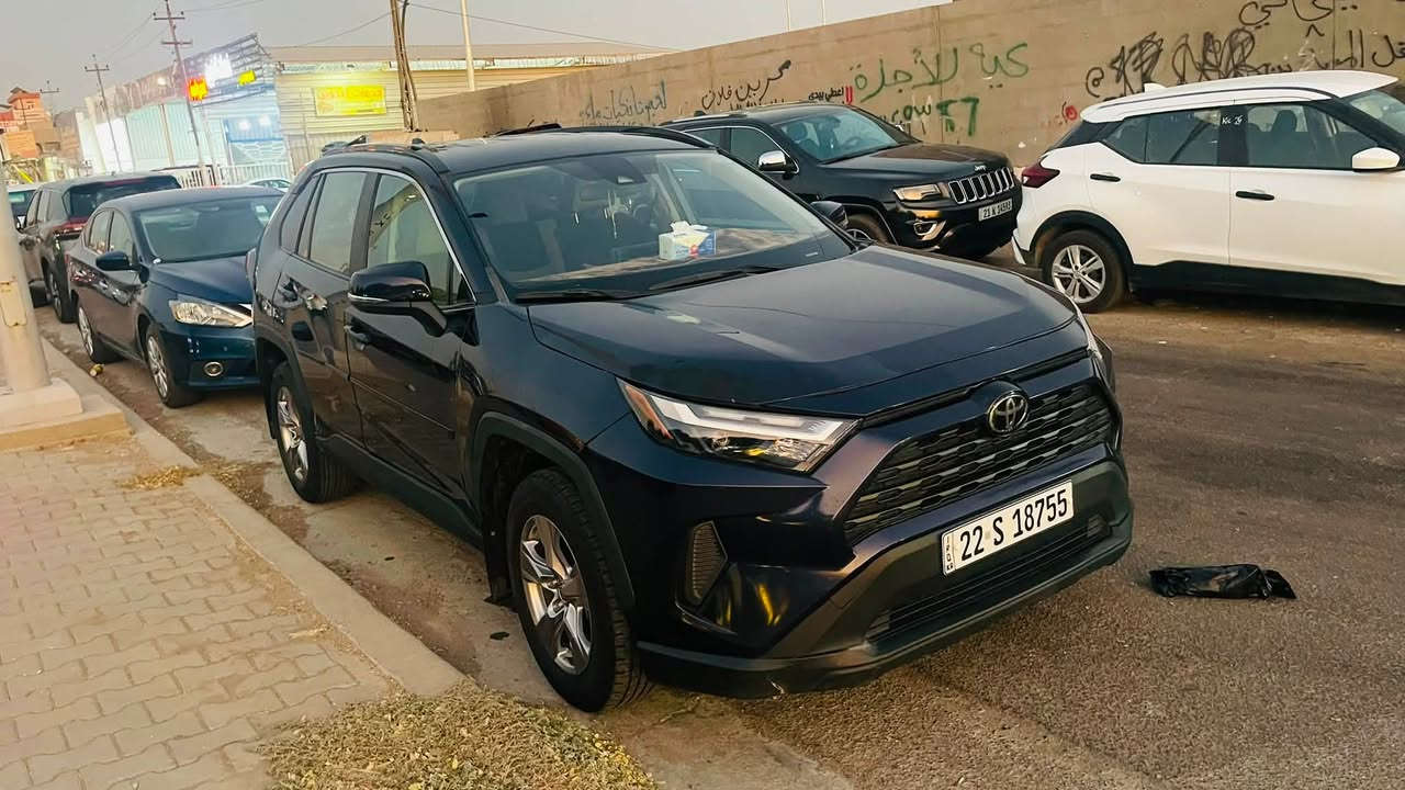 راف 2023 XLE لون حبري  حادثها بامريكا چاملغ ايمن وبابين السايق والوراه رصعة وكلهن بارد وصور الحادث موجودة ايرباك سليم السعر 225 .. ***********
