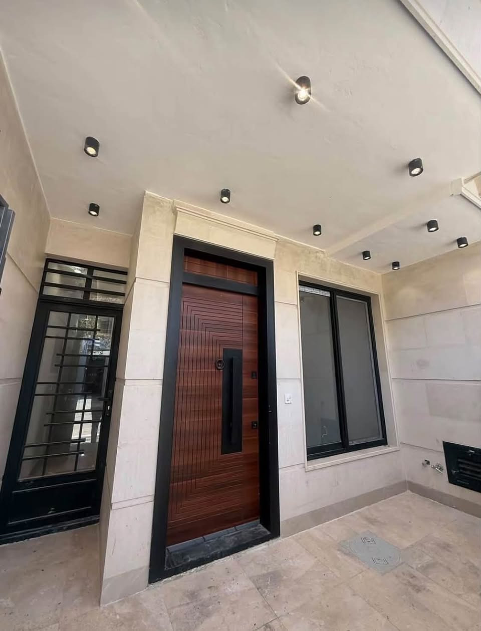 دار سكنية • ١٢٨م • ٤ غرف نوم