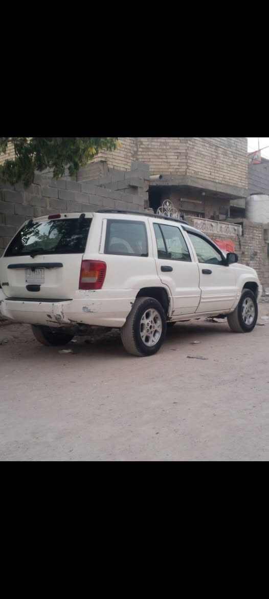 السلام عليكم سياره جيب 2000 مكينه 3000 مكينه وكير بل كارتونه ماصالي هواي من شادهن كشنات كهربائي رقم انكليزي السياره بسمي تحويل مباشر السعر 48 وبيهه مجال مكانهه مدينه الصدر الحبيبيه رقم *********** ورقم وتساب ***********
