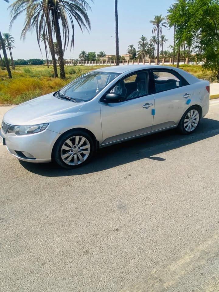 سيراتو للبيع ٢٠١٢ وارد خليجي مواصفات مابيه اي نقص بدون قطره صبع   بيه بارد بسيطه مكفوله من اي ضربه مكفول تكم شواصي لغود تبريد تدفئه مكينه كير مابيه اي نقص  كير ٦ نمر محرك ١٦٠٠ رقم بغداد بدون غرامات تحويل مباشر السعر90 وبيه مجال العنوان بابل السده مفرك الفراشه للاستفسار لاتصال عل الرقم ***********
