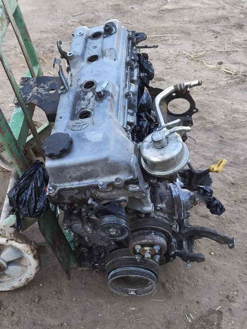 سلام عليكم محرك تيوته جمره للبيع 2700  3RZ محرك ينقص مكان واسط الاحرار  ***********
