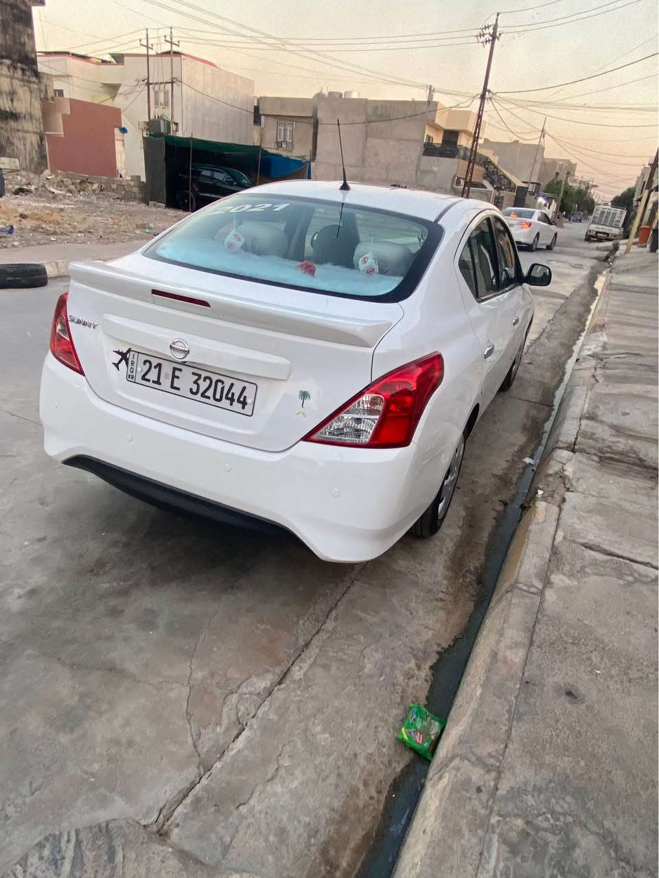نيسان هندي موديل 21 ماشيه 90 الف سيارة كلين مكفوله  بس مكانين رصعه ..4 طايرات جديد دفتر بانزين بي تبريد فول  باسمي سنويه صار شهر ساقطه شرط تحويل سياره مالبيت مواصل لمعرض 
سعر 110$ وبي مجال تفاصيل اكثر خابر *********** كركوك, العراق
