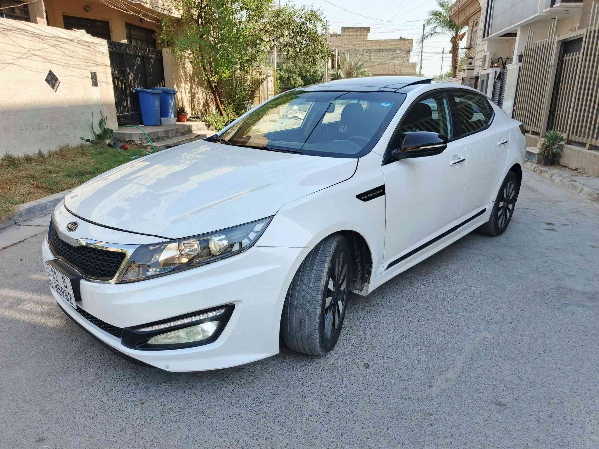 السلام عليكم للبيع اوبتما 2012 الشركة الدولية خليجي
مكينة 2000 دوش مكفولة ماممدود علية صبانة شركة 
كير 6 نمر مكفول وضع شركة 
تبريد 🧊❄ 
موصفات السيارة 
1 بصمة تشغيل + بصمة ابواب + بصمة جنطة 
2 بنوراما طكتين 
3 تبريد منفصل مناخين + تبريد قطعتين + ابيانو ❄🧊
4 اشاير بل مرئي + المرئي شفط 
5 لد امامي نهاري + ليلي + بلاجكتور بل دعامية 
6 فول تحكمات استيرن +شفتات بل استيرن + قفل سرعة
7 كامرة داورة 360 درجة + حساسات خلفية 
8 نظام ترحيب عند الاقتراب 
9 نظام ECO فول اقتصادي + عادي 
تخم تاير جديد + صدر جديد + باتري جديد + منظومة تبريد جديدة 
( صبغ اربع قطع + لغود + شواصي + حوض + تكم + ايرباك مكفولات )
سنوية + رقم + هزة جديدة بسمي 
مكاني بغداد حي جهاد 
السعر 108 وبيها مجال للطيبين 
***********
