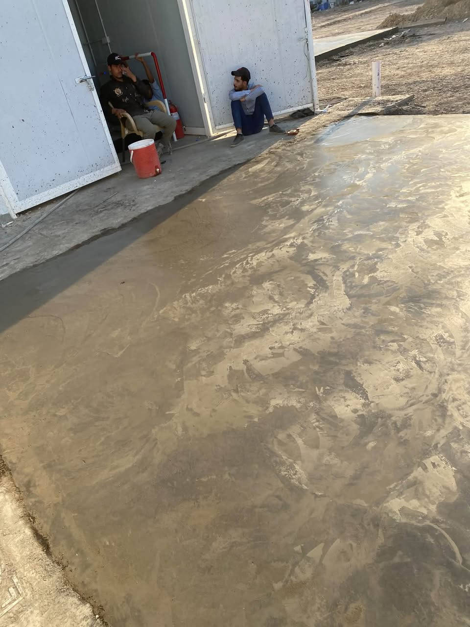 مستعدين صب وسقل ب الهليكوبتر 

كافة أنواع الصب 
دوائر حكوميه 
ساحات  
ومدارس صينيه
جملونات 
شغل درجة اولئ  كافة أنحاء العراق   تواصل واتساب ***********
