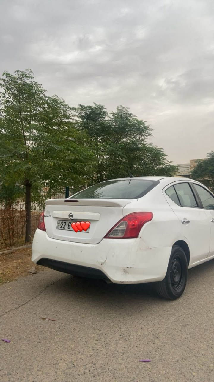 نيسان • ٢٠١٨ • بدون بويه