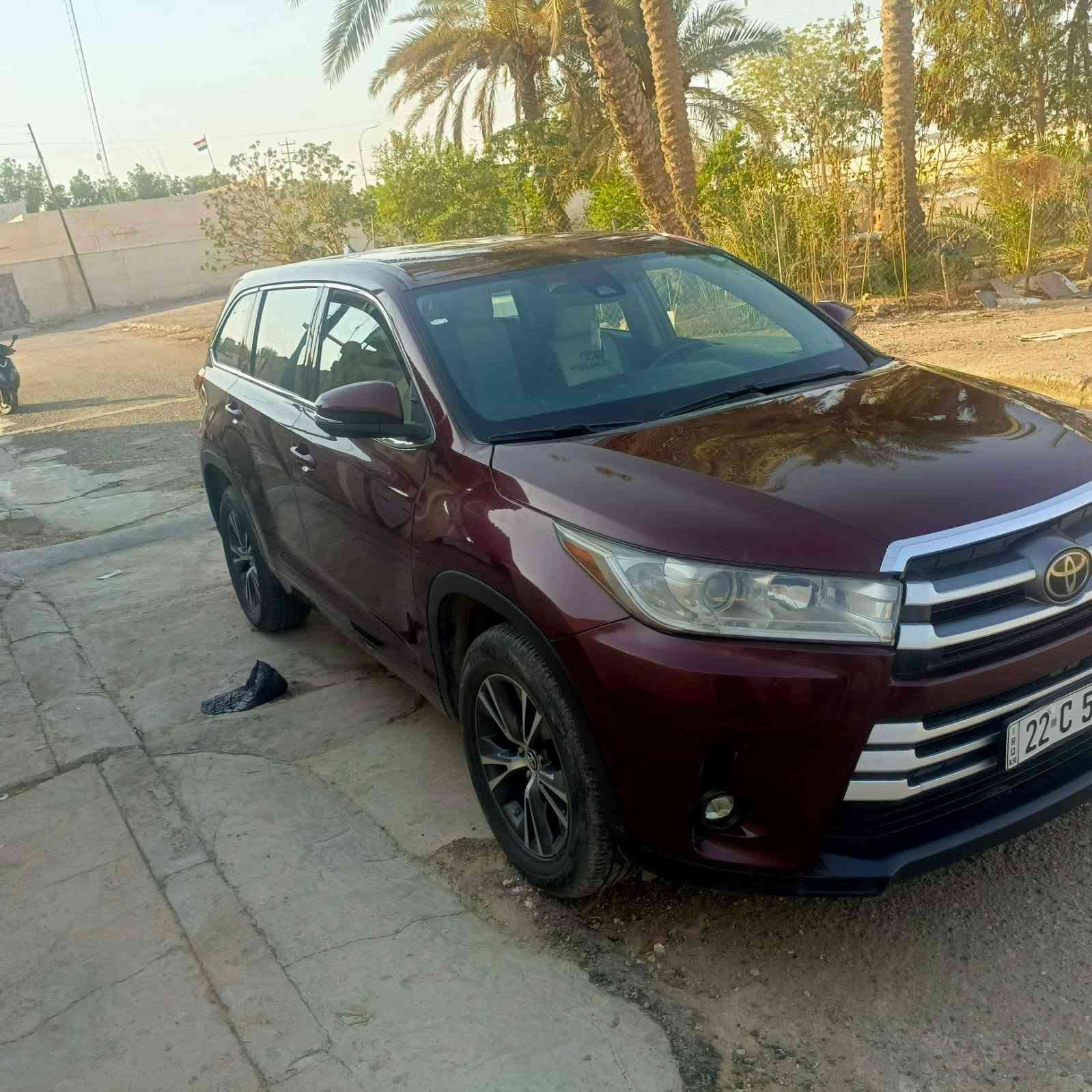 هايلندر موديل ٢٠١٨ نضيفه جدا مال بيت
رقم اربيل والهزه بعدها مو خلصانه والسياره بأسمي شخصيا
صوره الحادث موجوده بالمنشور بس الدعاميه وشويه من الجاملغ 
السياره كلشي بيها على وضع الشركه 
والسونار هم موجود 
للاستفسار ***********
 ***********
السعر ٢٢٠ وبيها مجال للطيبين
