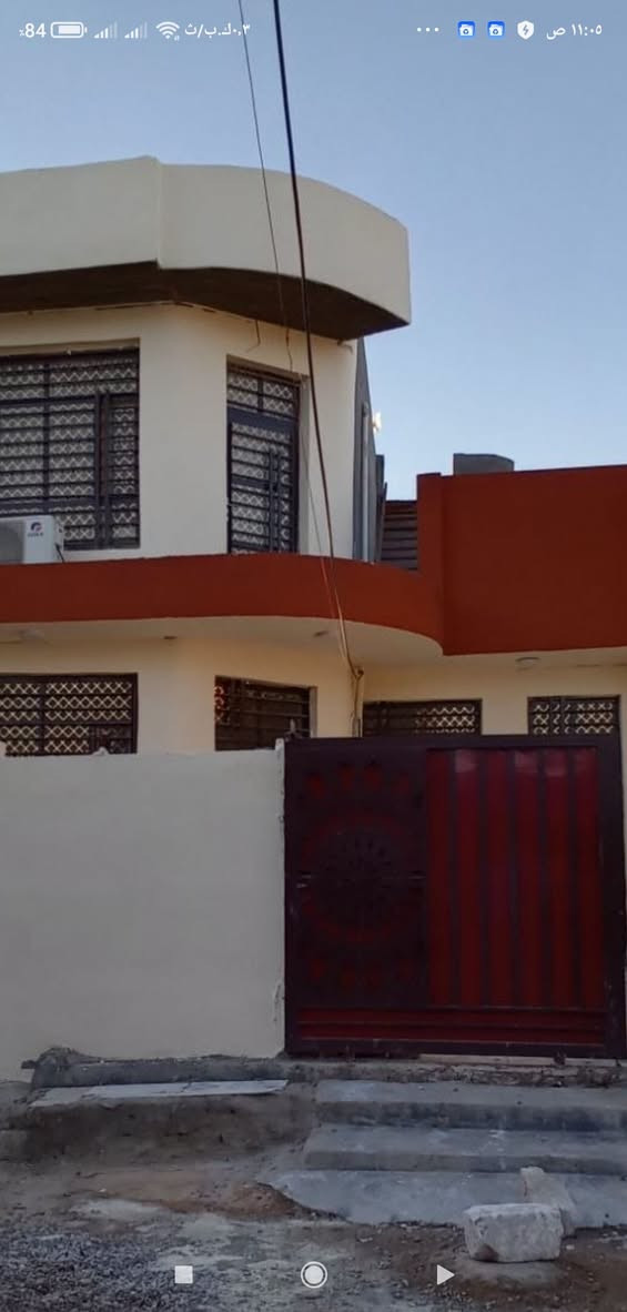 دارللبيع حديث طابقين مساحه150م طابوزراعي سند25خلف مركز شرطة الطهمازيه 3نوم وكليدور عدد2وصاله ومطبخ ومحمعات صحيه عالي عن الشارع وبناء حديث ومنطقه هادئه . السعر135///***********. ويرهم مراوس باقل مع فرق
