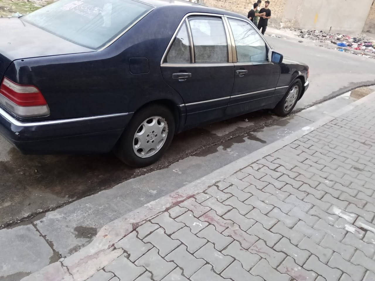 السلام عليكم مارسدس شبح موديل 95السياره كامله وحلوه معمره للأخير وهاي صورهه كدامك مكاني بغداد الحسينيه *********** السعر 80 وبيهه مجال بسيط لحد يراسلني اني مكلف بلنشر
