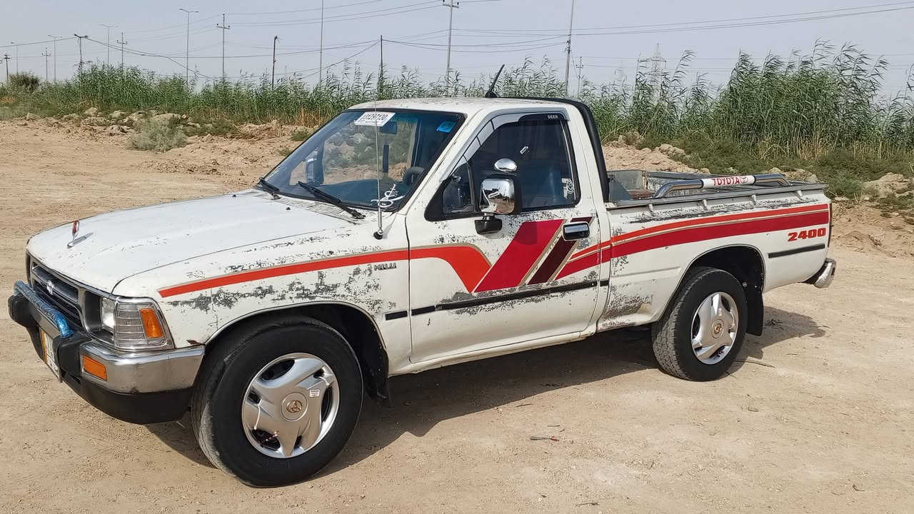 للبيع بيكم تيوتا موديل 91 رقم قادسيه الدولي محرك كير حداديه كهربيات دوشمه كله جاهزة سياره ابلاديه بيه رشات صبغ سعره 48 ورقة وبيه مجال مكان الناصرية الرفاعي مكلف بلنشر ***********
