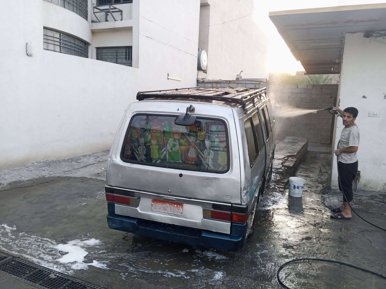 موديل 93 بسمي رقم احمر عندي بيه وصل مامستلم سنويه مطلوبه هيه شهري 5 سنين بس ما عليه غرامات السعر 15 ماكان ابو غريب الحصوه ***********  محرك بيه بخار ومشط ستيرن تعبان
