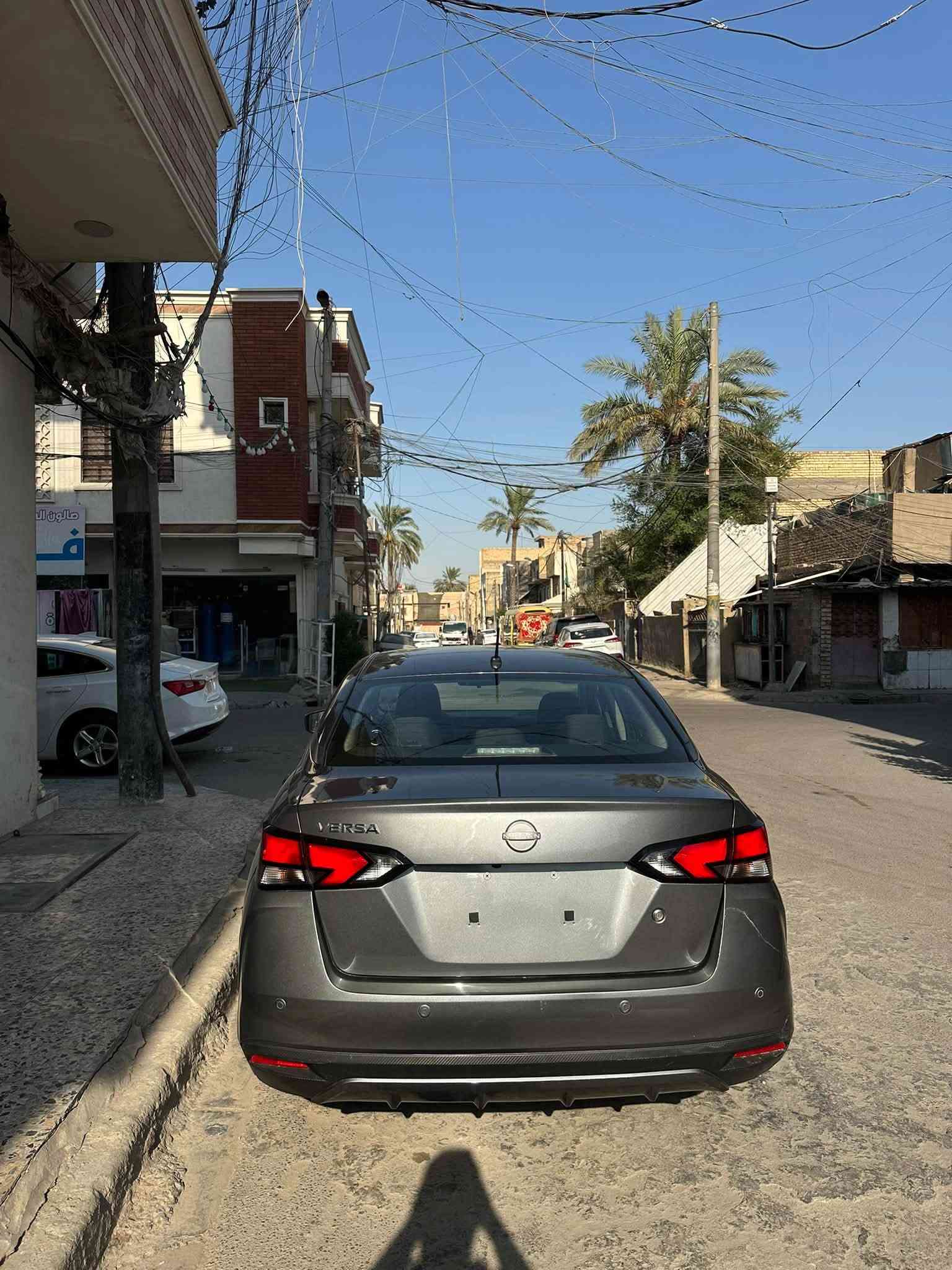 السلام عليكم
للبيع نيسان فيرسا 2024 
دخول جديد باسمي 
بدون رقم 
مواصفات عادية 
ويل كب
تحكم ستيرن 
شاشه 
كامره 
حساسات 
ماشية 11 الف 
بدون قطرة صبغ بارد بسيط بخشم البنيد وبالجاملغ 
بدون اي دواخل حته الدعاميات بدون صبغ 
سيارة كلش جديده وصافية 
جاهزه 
السعر 117 وبيها مجال بسيط 
مكاني بغداد الغزالية 
***********
