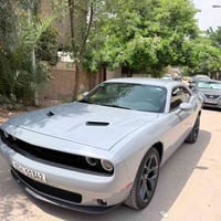 دودج جالنجر 2022 SXT اللون:  smoke show black top المميز  عداد المسافة...