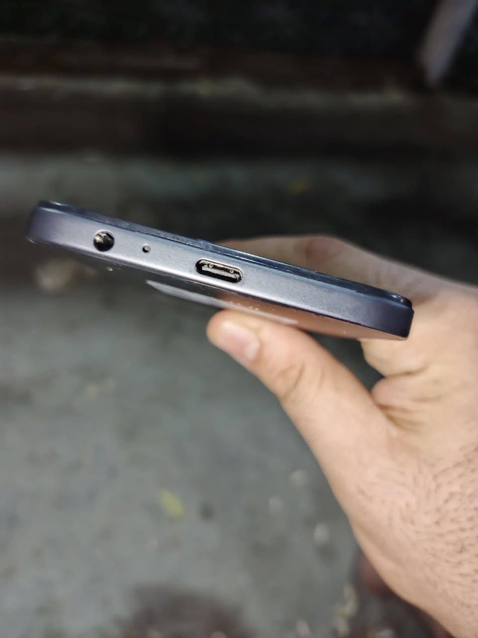 🔥 فرصة لقطة للجهاز الشبه جديد! 🔥
📱 للبيع جهاز Infinix Smart 20
الحالة: نظيف جداً، استخدام أقل من أسبوع (يعني أخو الجديد بكرتونه وملحقاته الكاملة).
الملحقات: الكارتون وكل الأغراض الأصلية موجودة ومتروكة بعناية.
السعر: 220,000 دينار (قابل للتفاوض البسيط للجادين).
المكان: بغداد - شهداء البياع.
رقم الاتصال: *********** (متوفر اتصال ومراسلة).
