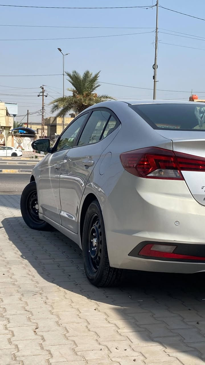 سلام عليكم

هونداي النترا موديل 2019

وارد امريكي حادث باب و جاملغ وبنيد جهة السايق سعر 112 وبيها مجال بيع فقط العنوان نجف حي ميسان

للاستفسار

***********
