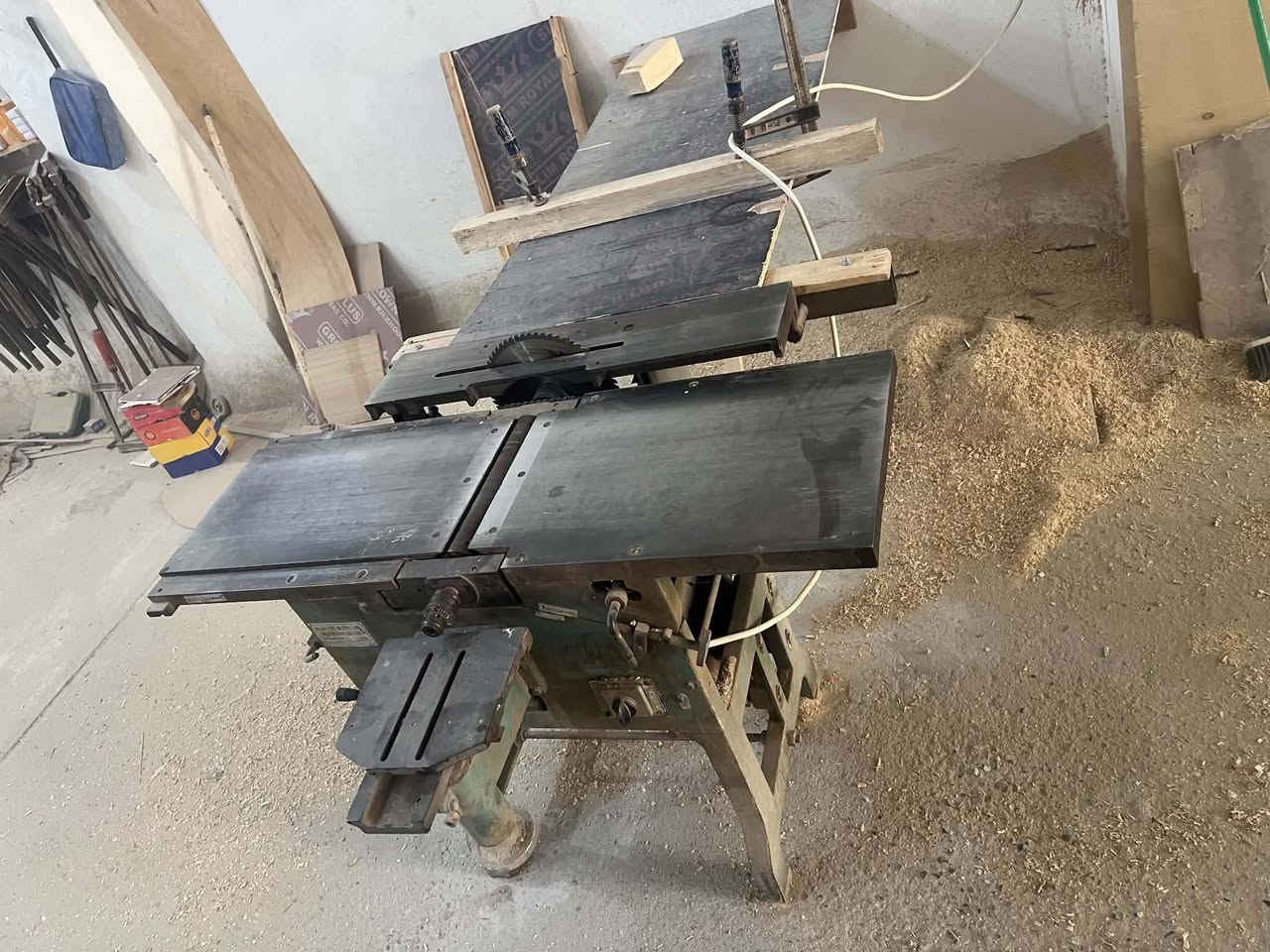 معمل كامل للبيع العنوان بابل للستفسار ***********
