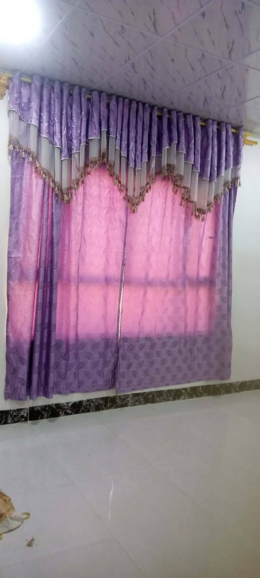 ميز  ضد الحرارة وحجم كبير معا 6 كراسي عضم عاج ضد الكسر 200 الف
بردة سلايت تركي الاصلي 25
نركيله 25 وبيها مجال ثنين بردات قماش 25 مستعجل عل بيع

