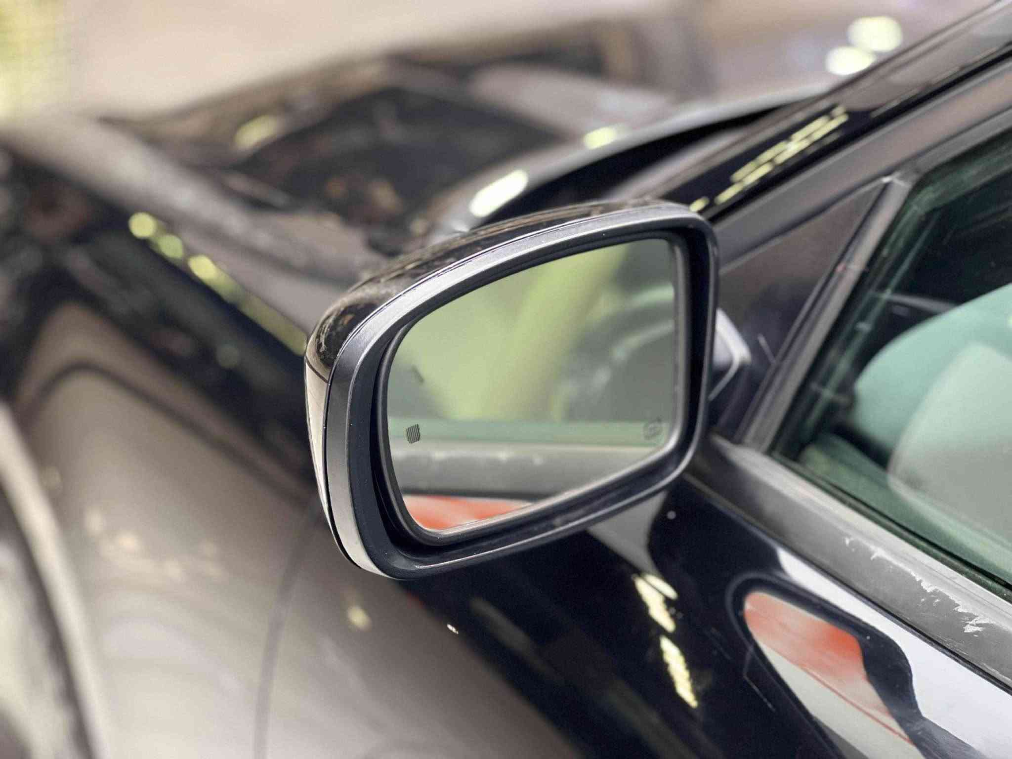 Dodge charger rallye+ 2017
دوج جارجر رالي+ 2017
فول مواصفات
سماعات ماركة beats
ماشية 104,000 ميل
مكينة 6 سلندر حجم 3.6لتر بحالة
ممتازة جدا
سيارة كلين تايتل كفالة عامة ما عدى
4-5 مكان بارد صغير
وبسعرررر (198$) ورقه وبيها مجال كلش بسيط
العنوان دهوك 
***********
*********** Leimuiden, ZH
