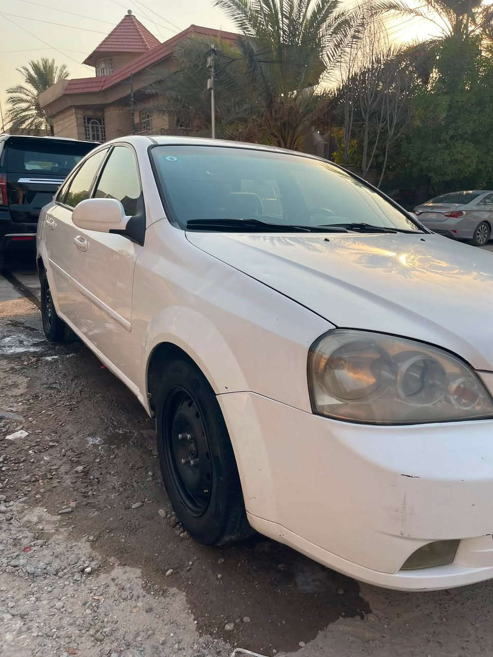 السلام عليكم…🙋‍♂️
اوبترا ٢٠١٠🚗
رقم بغداد انكليزي تحويل ثاني يوم 
السياره ماشيه 165 الف كير ومكينه ومنضومه تبريد وباتري وصدر امامي درايم شفت ودسكات بربنات دبلات قواعد دبل ومشط جدد قبل شهر ونص مبدلهن
سياره جاهزه مبيه اي نقص شاشه تاب 
بغداد /جميلة /ساحة مضفر📍
رقم الهاتف:***********📞
السعر /75$
