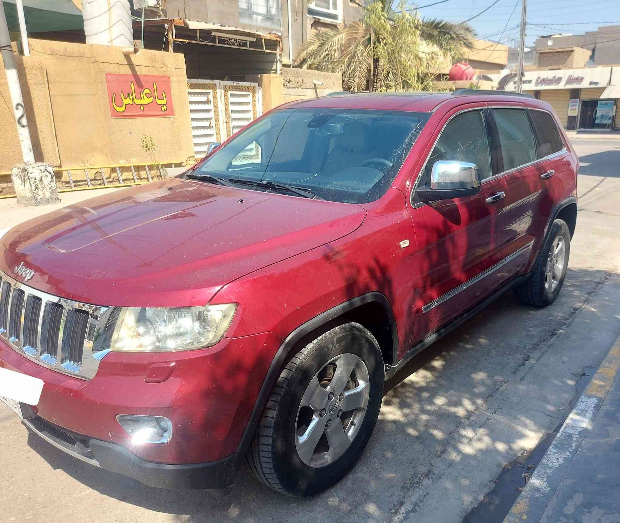 جيب خليجيه 
السعر 154
سونار منشور 
فول مواصفات واحد على واحد 
محرك كير تبريد حداديه كهربائيات مكفولات 
للاستفسار ***********
رقم السياره بغداد شرط تحويل

نص مكتوب في الصور:
- السيارة :2026\7\22 جيب احمر
- ملاحظه : نخلي المسؤوليه لمدة 24 ساعه
- نخلي
- صباغ
- بارد
- تبديل
- كلير
- الجانب العلوي: خدوش ورصعات خفيفه
- الجانب الايسر: صبغ ورصعات وخدوش وفتح في المكان المحدد
- الجانب الايمن/صبغ ومعجون+بارد+رصعات وخدوش وفتح
- الجانب الامامي : رصعات وخدوش وخسفات
- الجانب الخلفي: رصعات وخدوش +طخه في الاسفل بسيطه
- ملاحظه: حاله شاصي سليم