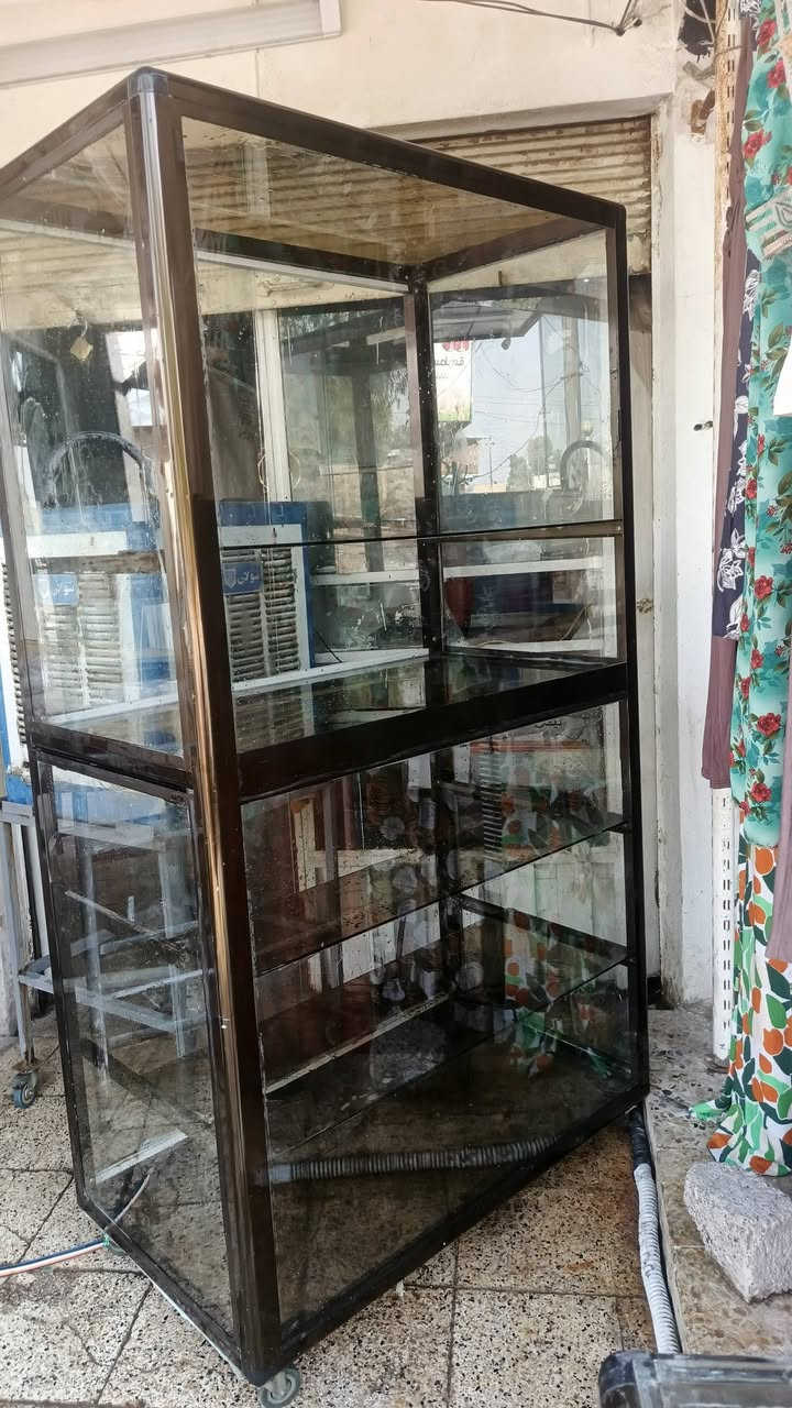 السلام عليكم جام خانه  للبيع  السعر 125الف للتواصل ع الرقم عنواني موصل ***********
