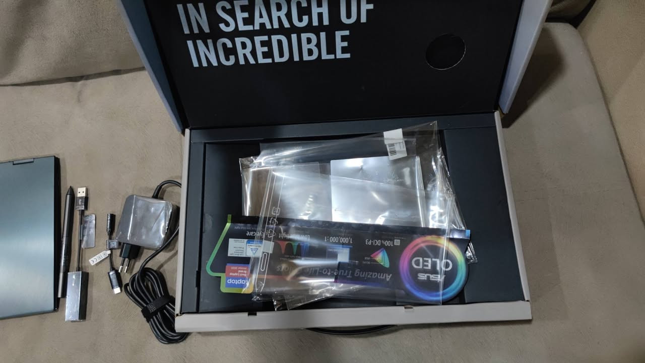 للبيع لابتوب asus zenbook 13 oled اخوان هذا اللابتوب كدامكم ومواصفاتة بالصور موضحة  شاشة oled لمس ويا قلم ينفتح 350 درجة بي فقط طخة خفيفة يم مخرج ال USB  بالكفر واضحة بالصور غير هذا كلشي مابي جديد ونظيف جدا  وكلشي بي شغال اني شتريتة 13 ورقة وصارلة عندي 3سنوات تقريبا استخدامي الة جدا قليل تمر اشهر مااستعملة رايدة ب 650 الف بي مجال جدا بسيط
للاستفسار ***********

نص مكتوب في الصور:
- ASUS ZenBook Flip 13 OLED Flexible performance, effortless mobility UX363EA $ 1299 CPU i7 11th Gen GPU Intel Iris Xe Graphics RAM 16GB LPDDR4X Storage 1TB M.2 NVMe PCIe 3.0 SSD Display 13.3" FHD OLED Touch Screen Battery 67WHrs 4-cell Li-ion Weight 1.30 kg ASUS OLED