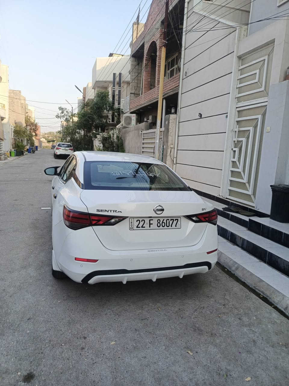 🚗 للبيع | نيسان سنترا 2021 SV وارد أمريكي
✅ الموديل: 2021 SV
✅ الممشى: 228  ألف كم
✅ المحرك: ممتاز
✅ الكير: ممتاز
✅ الشاصي: سليم
✅ السيارة استخدام يومي وما تحتاج أي صرف ميكانيكي.
المواصفات: Sv
شاشة
كاميرا خلفية
تشغيل بصمة
مثبت سرعة
تشغيل عن بعد
نقاط عمياء
توقف ذاتي امامي خلفي
للتوضيح بكل أمانة:
باب خلف السائق مبدل+ الجاملغ
توجد بعض القطع مصبوغة وسمكرة خفيفة.
الأيربكات الجانبية فقط مفتوحة
السيارة نظيفة وسعرها مناسب مقارنة بالسوق، وما عندي أي مانع من الفحص بأي مكان تختاره .
💰 السعر: 115 (قابل للتفاوض بالمعقول بعد المعاينة).
📍الموقع: بعقوبة – ديالى
📞 للمراسلة أو الاتصال على الواتس .
***********
