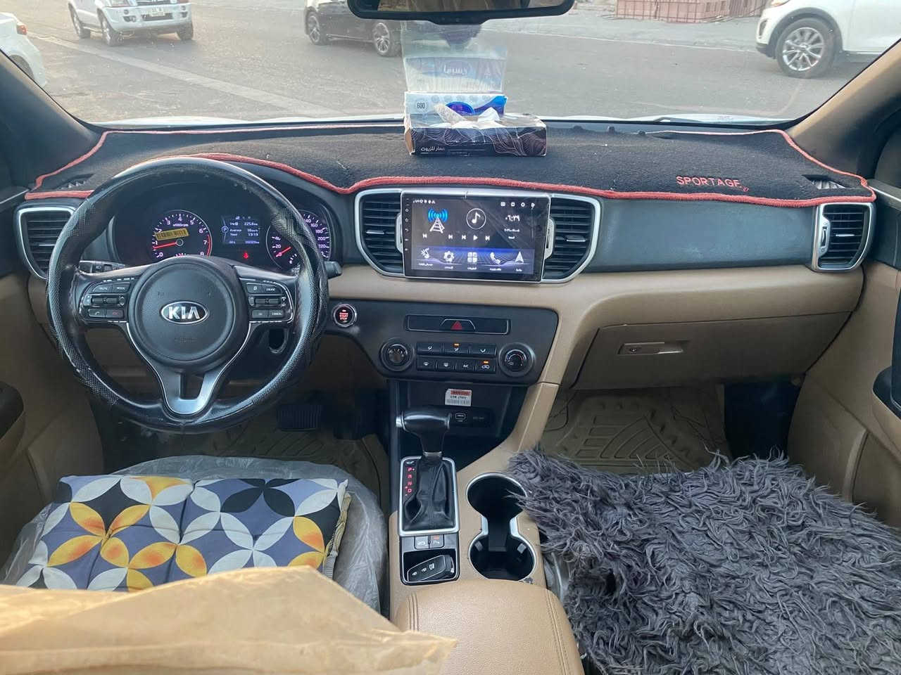 سبورتاج ٢٠١٧ خليجي ماشيه١٦٧ بيهه ضربه خفيفه باب السائق وبارد بقبق البانزين شي بسيط والباقي مكفول أن شاءالله رقم شمالي
السعر ١٦٥  بغداد الغزاليه 
للاتصال
*********** بي واتساب
*********** بي واتساب

