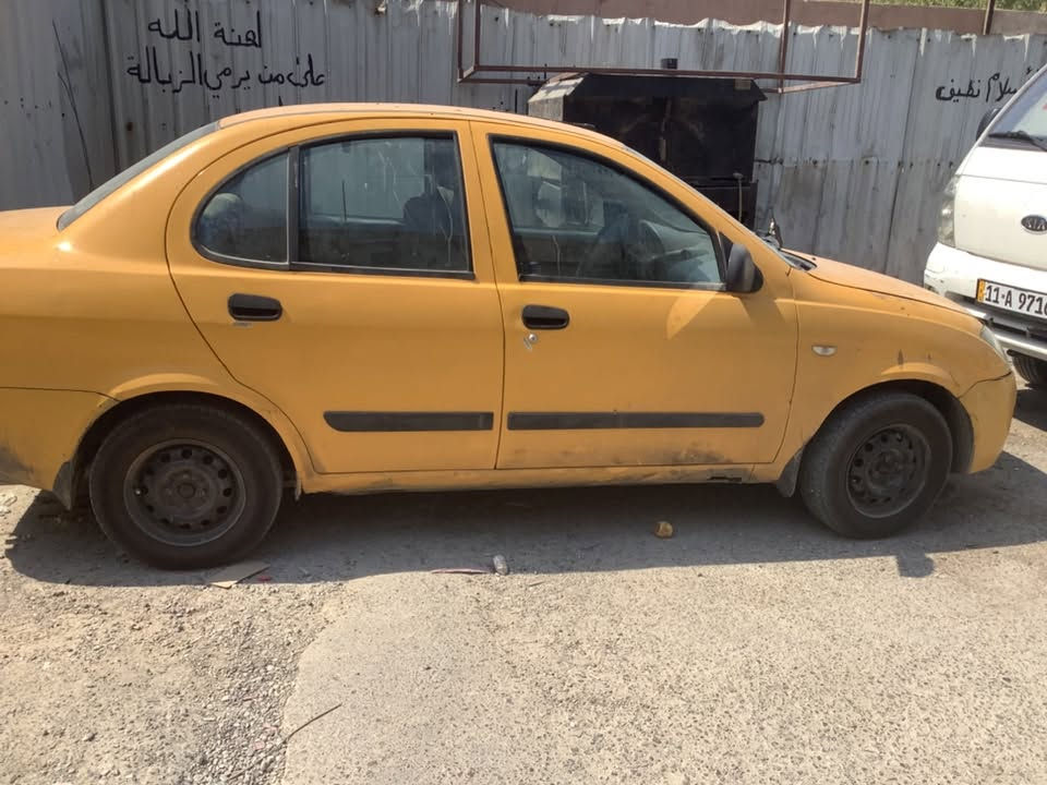 طيبه موديل ٢٠١٥
سعر ٢٠ كوم حديد 
بيهه لغد  
تبريد شغال 
شرط تحويل
***********
