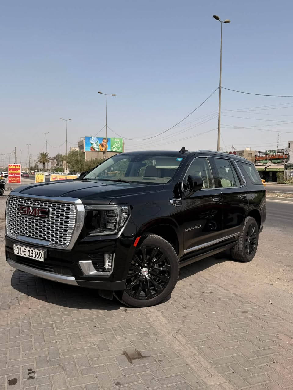 وكالة ومكفولة
رايديها ب ٤٨٠ ورقة وبيها مجال 
السيارة مكفوله من كل شي لا حادث لا بارد لا حار 
ماشية ٨٦ الف كيلو 
*********** 
مكاني بغداد البياع
