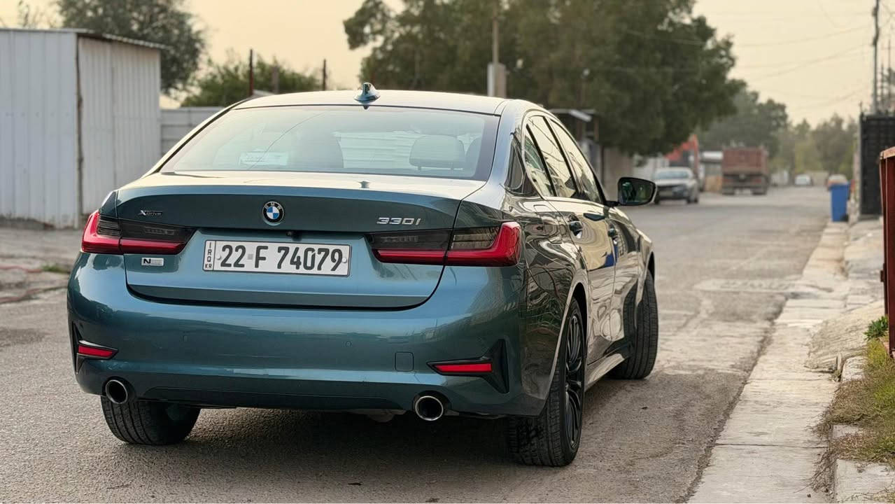 السلام عليكم

BMW 330i Xdrive
لون مميز وكم قطعة 
موديل 2020 ماشيه 65
سلايد 
كامره خلفيه وامامية دواره
لايتات متحركة ويه الستيرن 
شاشة touch
نقاط عمياء
اوضاع القيادة : Eco por / comfort / sport
رادار امامي
رادار خلفي
ماوس
(كل الانظمه قياده)
كشنات كهرباء / ذاكرة المقاعد 
كشنات تدفئة
داخل لدات 12لون متغير
شاحن وايرلس
مكينه ٢٠٠٠ توين باور تيربو 
السياره وارد امريكي ضربة بسيطة كلش 
صور الحادث موضحه بالرابط فقط جزء بسيط بالباب 

https://en.bidfax.info/bmw/330/12966040-bmw-330xi-2020-blue-20l-4-vin-3mw5r7j01l8b45834.html

السيرفس كله يم الياسر
للاستفسار : *********** بغداد, العراق

