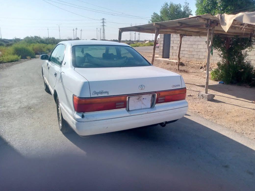 سلام عليكم بطه للبيع منفصل رقم ميسان بأسمي مداور ثاني يوم كفاله عامه  سياره جاهزه  تبريد ثلج تدفئة  الموديل 2000 سنويه تنتهي  2028 العنوان ميسان ناحيه السلام السعر 60 وبيها مجال حق الجيه عله رقم  الهاتف ***********

