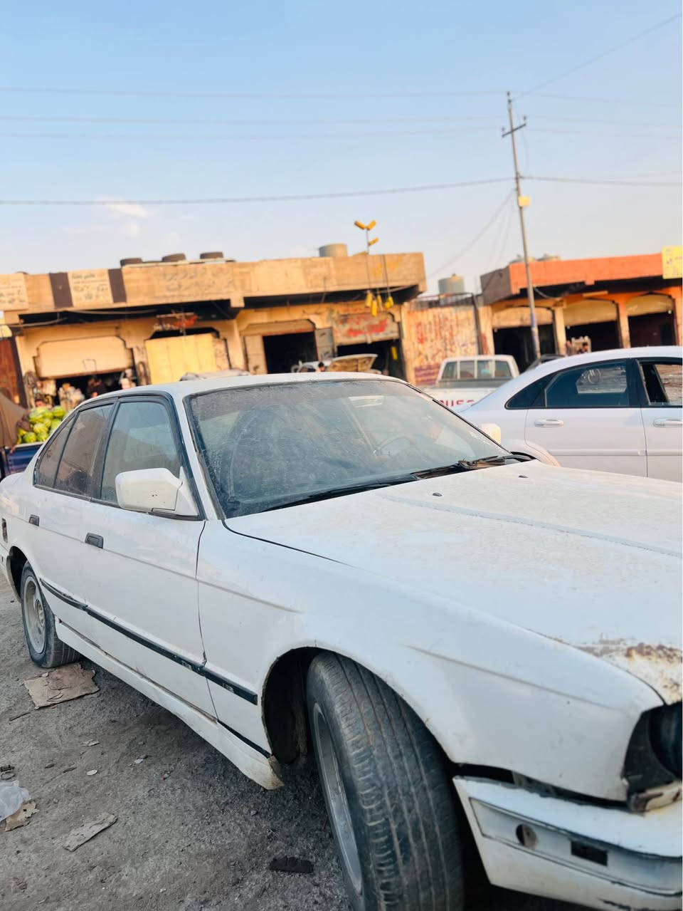 Bmw مؤديل١٩٩٢مه كينه سەقەڕ ئارمی هەولێرە بە علوج دەیفرۆشم بێ دەعم و لێدران سبوغ بیلادی سعری ٢٠ومەجال***********(vibar) أربيل, العراق
