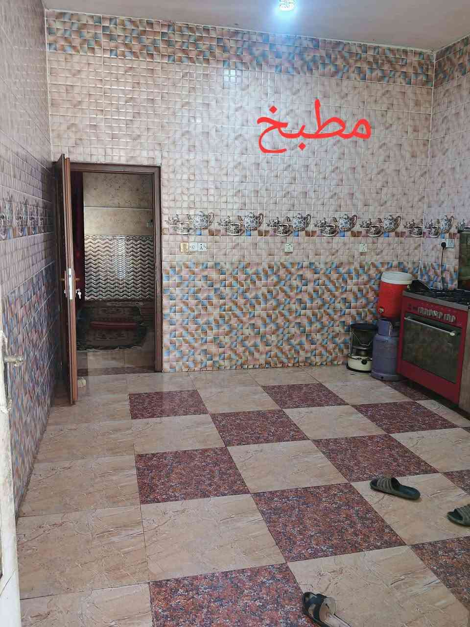البيت البيع المساحة 600متر الموقع بين خان بني سعد وجامعه ديالئ منطقه السيح
طابق ثاني وطابق ارضي  كامل نفس ما موضح بل صوره
مع قطعه ينبني بيها بيت 
يتوفر تبليط كهرباء ماي اساله 
نوع الارض عرصات
تفاصيل اكثر واتساب تريد اتصال ***********
