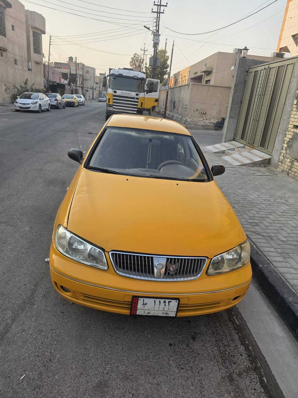 والسلام وعليكم نيسان سني٢٠١١ مكينه قبق اسود وكير عادي ياباني ابلاد اصفر بدون صبغ السياره راعيهه ماكو رقم بغداد عندي وكاله السياره ابيع بدون راعي المكان بصره جمعيات رقم الهاتف *********** السعر ٥٥ وبيهه مجال
