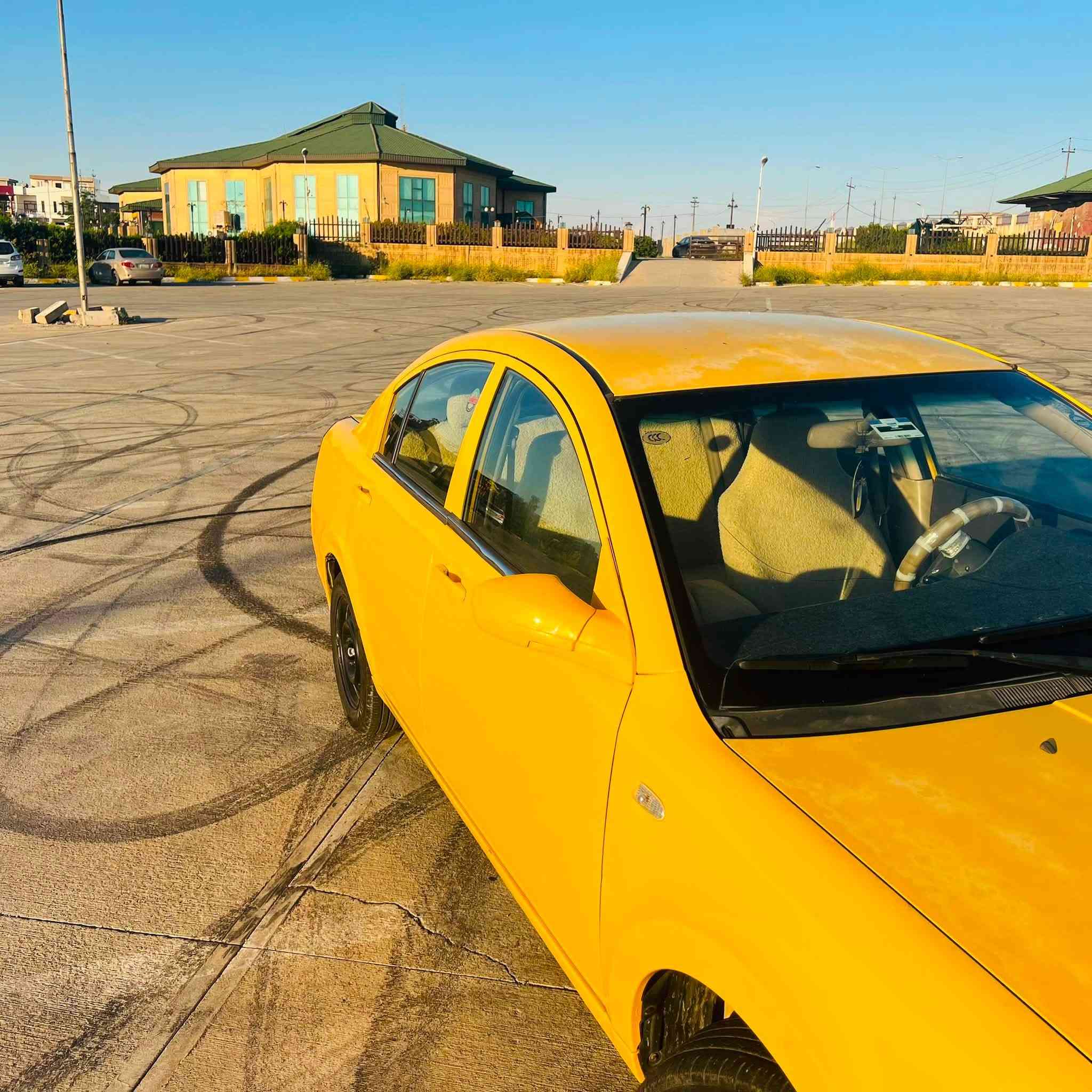 شيري A5 2013 سيار حلو نظيف بس جاملغ و بونيت صبغ بدون حادث بدون دواخل سيارة جاهز لشغل بدون نواقص بي دفتر بنزين ../***********  /***********.  سعر  ((47))$
