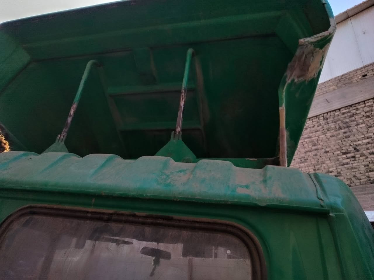 السلام عليكم ورحمة الله وبركاته
كاسحات عاليه للبيع مكان حله شارع 80 الاستفسار
***********
