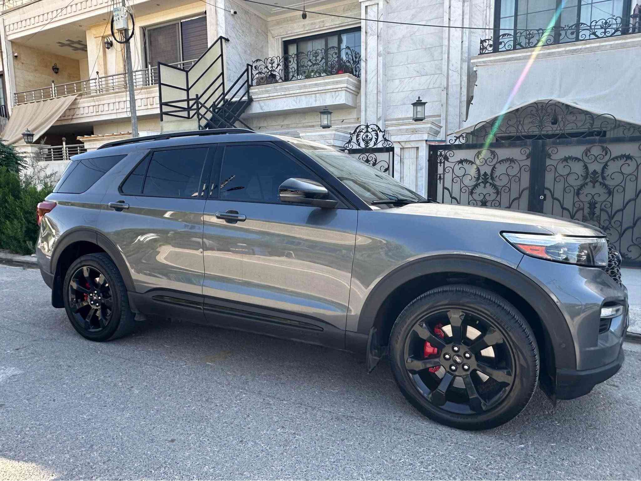 مۆدێل: 2023
 جۆر: Ford Explorer ST (3.0 Twin-Turbo - AWD)
 ڕەنگ: ڕەساسی تۆخ
 مواستفات: فول مواسەفات (پانۆراما، کامێرا ٣٦٠، شاشە، کوشن جلد سارد و گەرم، سیستمی B&O، ڕادار)
 دۆخی ئۆتۆمبێل:
 یەک پارچە سبووغ (بێ ژووری / بێ ناو)
 ئێرباگی سوکان و شانی تەقیوە، ئێرباگی سکن نە تەقیوە
 گێڕ و بزوێنەر و دەبڵ ئاکسل بەشەرتی فەحص
📍 شوێن: هەولێر
📞 ژمارە ***********
باللغة العربية:
فورد اكسبلورر ST موديل 2023
 الموديل: 2023
 المحرك: Ford Explorer ST (3.0 Twin-Turbo - AWD)
 اللون: رمادي غامق
 المواصفات: فول مواصفات (بانوراما، كاميرا 360، شاشة، مقاعد جلد تبريد وتدفئة، نظام B&O، رادار)
 حالة السيارة:
 قطعة واحدة صبغ (بدون داخل / شاصي ولغد شرط)
 إيرباگ السكينة (الراكب) سليم، الإيرباگ المفتوح: المقود والكتف فقط
 المحرك والجير والدفع الرباعي بشرط الفحص
📍 الموقع: أربيل
📞 للتواصل: *********** أربيل, العراق
