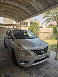 صني للبيع موديل 23 ماشيه 67 بيها اربع قطع بدون دواخل هزه وفحص ورقم جدي...