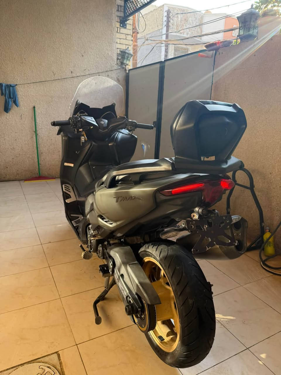 السلام عليكم    TMAX 560
مكفوله كفاله عامه يابانيه ماشيه 35 وبيه غراض 
للعلم دراجه اعله فئه  تاج ماكس 2021      مكانه بغداد

للاستفسار ***********
