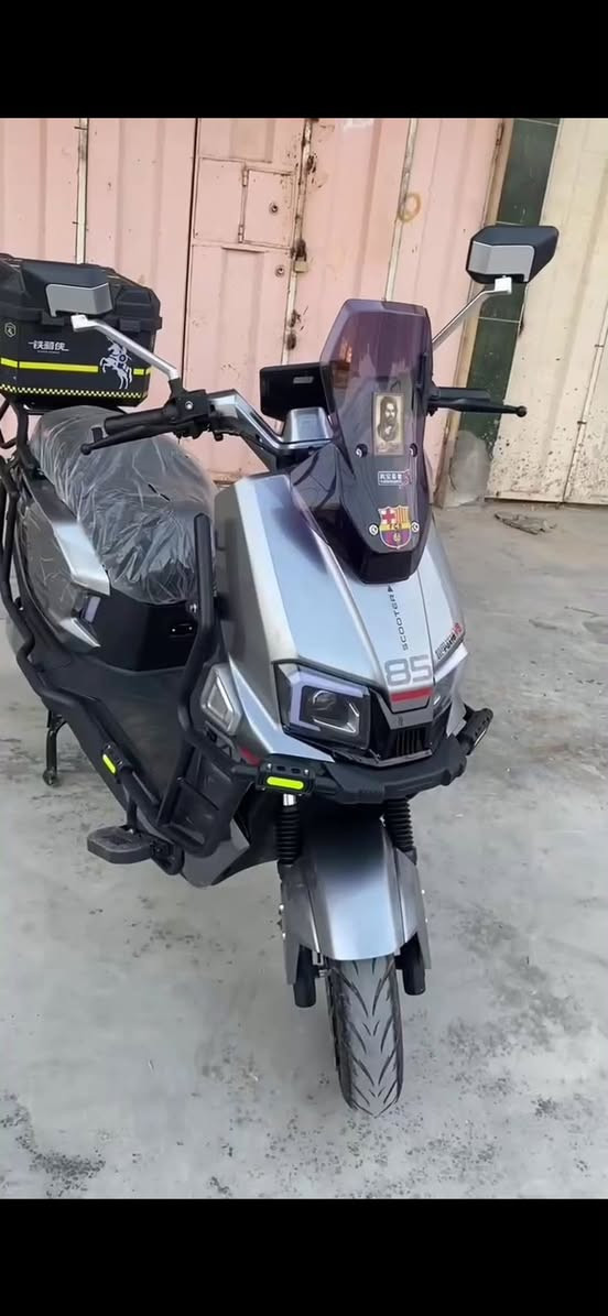 صاعقة2025 غني عن التعريف والمواصفات للبيع مستخدم 5 اشهر حالها حال الجديده كلشي مابيها نقص برغي ممفتوح منها بطاريات 6 ليثيوم ليثيوم ليثيوم

مواصفات
بك 
نظام ABS 
مثبت السرعة 
رزانه وجمال 
تتواصل خاص او من خلال رقم الهاتف
***********
