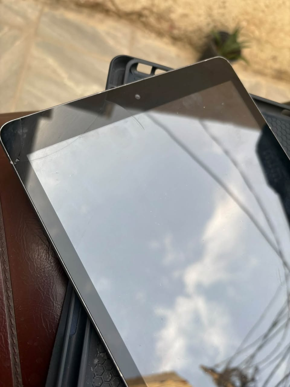 آيباد ٩ • ٣٢ • شغال
