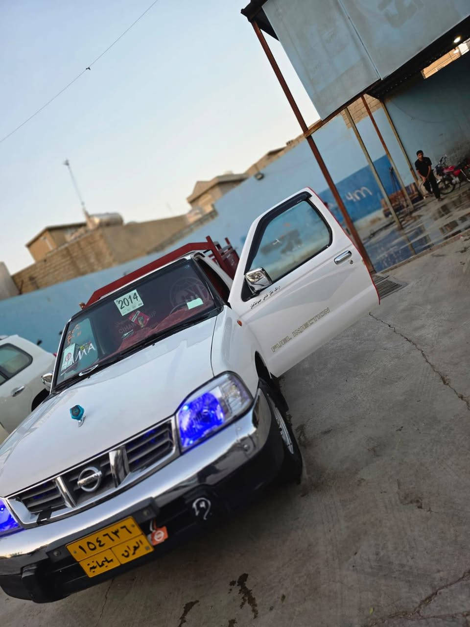 پیکاب نیسان مۆدیل 2007 بێ بۆیاخ گێڕڕو مەکینەو تەبریتو تەقەو ڕەقەی بەشەرت سەنەوی تازە بەسەر چوە چوار تایەی تازەی لەژێرە تەحویلو غەرامەو بڕاوە بەشەرت حازرە بۆ بارکردن.، ***********.،.، شوێن سەیدسادق حلبجة, السليمانية
